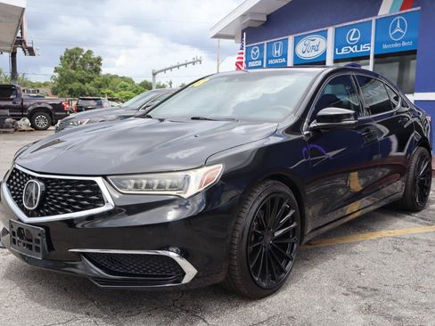 Used 2018 Acura TLX FWD image 9