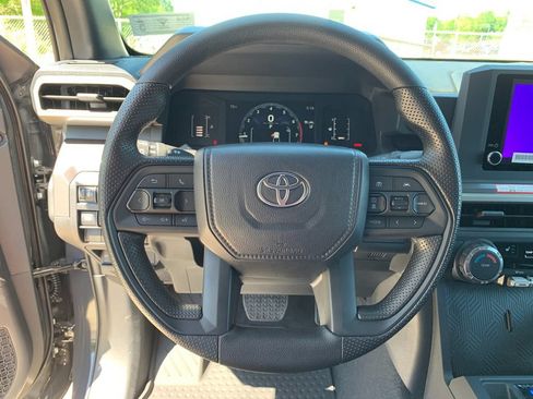 Used 2026 Toyota Tacoma SR5 AWD/4WD image 26