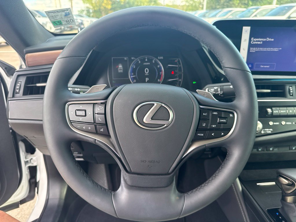 Used 2025 Lexus ES 350 w/ Premium Package FWD image 16