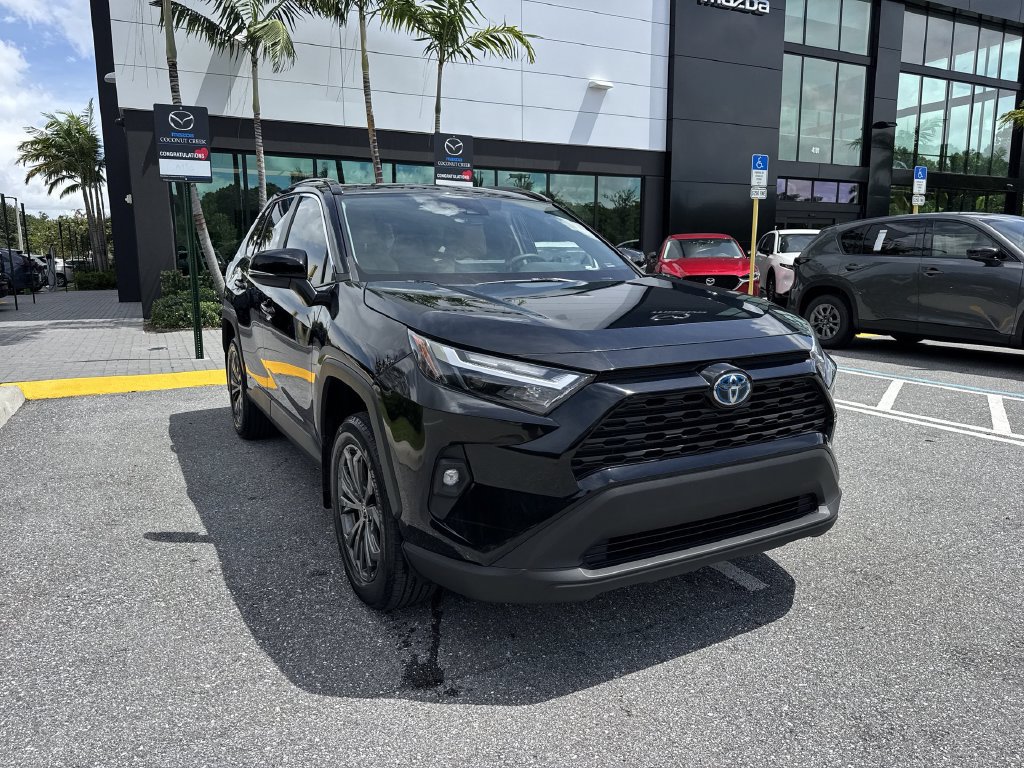 Used 2024 Toyota RAV4 XLE Premium w/ Weather Package AWD/4WD image 7