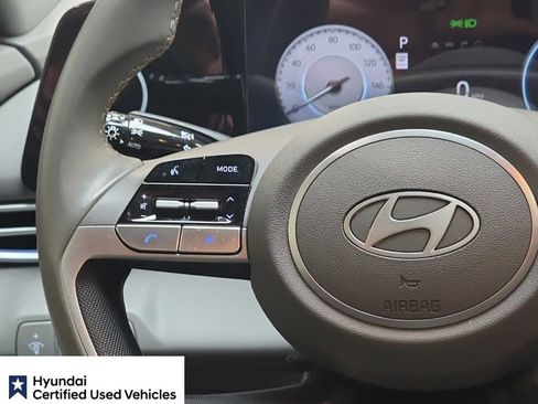 Used 2025 Hyundai Elantra SEL FWD image 20