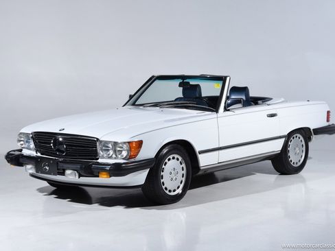 Used 1989 Mercedes-Benz 560 SL image 4