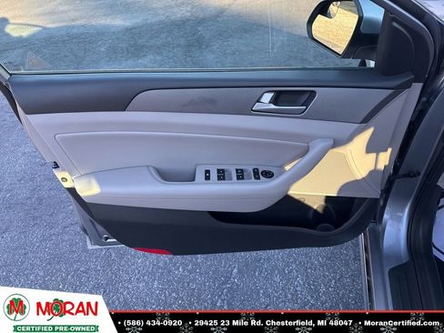 Used 2016 Hyundai Sonata SE image 9