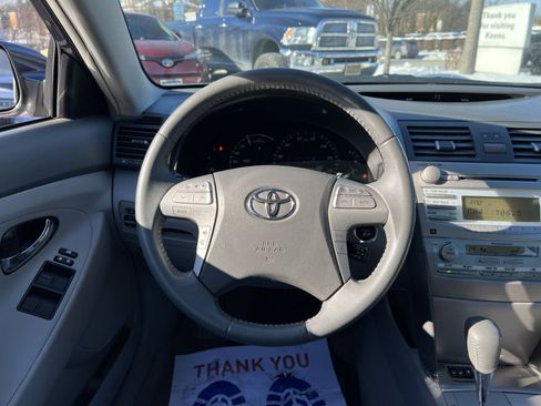 Used 2009 Toyota Camry Hybrid image 16
