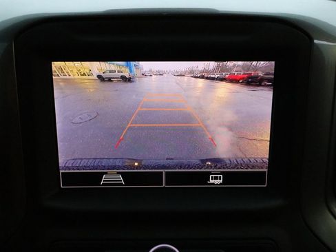 Used 2025 Chevrolet Silverado 2500 Custom w/ Custom Value Package image 7