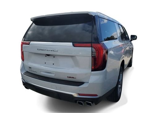 New 2026 GMC Yukon XL Denali image 5