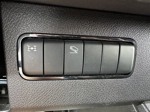 Used 2019 Mercedes-Benz Sprinter 4x4 170 image 36