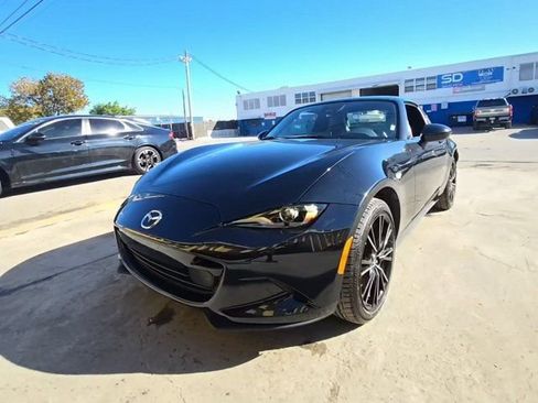 Used 2025 MAZDA MX-5 Miata RF Grand Touring image 1