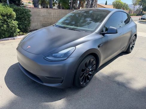 Used 2022 Tesla Model Y Performance AWD/4WD image 5