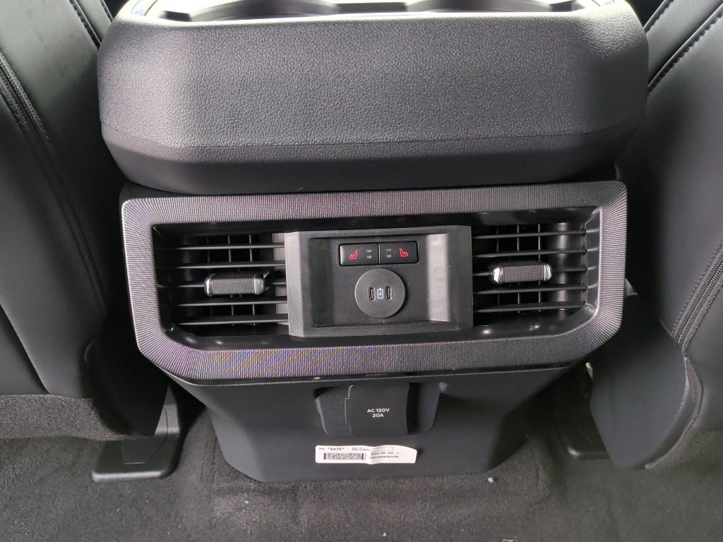 New 2027 Ford F250 Platinum w/ FX4 Off-Road Package AWD/4WD image 44