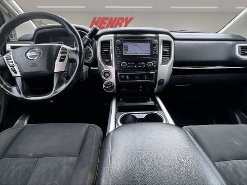 Used 2016 Nissan Titan SV AWD/4WD image 8