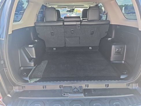 Used 2023 Toyota 4Runner Limited AWD/4WD image 27