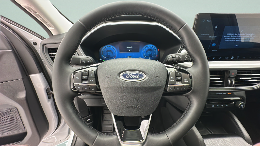 Used 2025 Ford Escape Platinum AWD/4WD image 16
