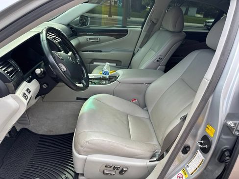 Used 2009 Lexus LS 460 AWD image 6