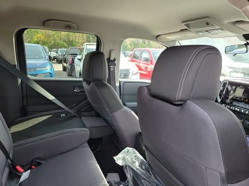 New 2026 Nissan Frontier SV w/ Tow Package RWD image 26
