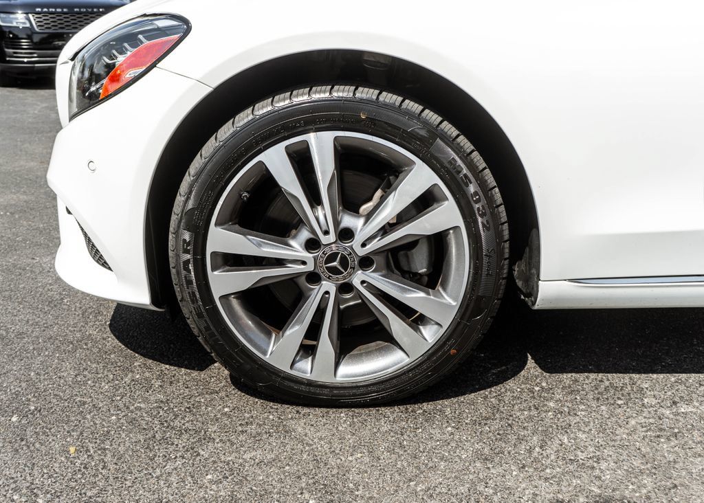 Used 2021 Mercedes-Benz C 300 4MATIC Sedan image 31