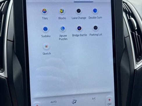 Certified 2024 Ford Edge SEL w/ Convenience Package image 29