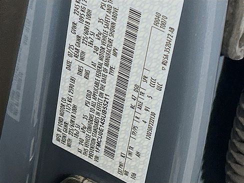 New 2025 Ford Escape PHEV FWD w/ PHEV Premium Package image 34