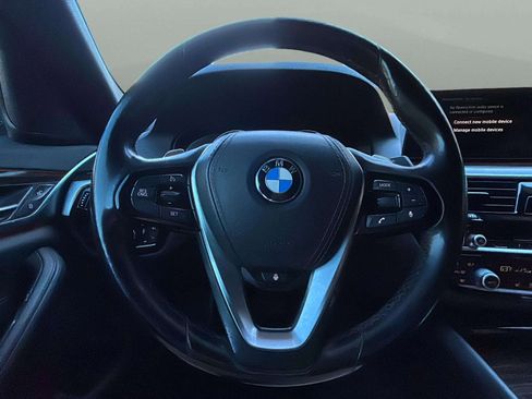 Used 2018 BMW 530i xDrive image 30