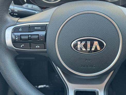 Used 2021 Kia K5 LXS FWD image 19