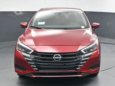 New 2025 Nissan Versa SV w/ Trunk Package FWD image 2