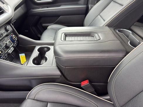 Used 2024 Chevrolet Tahoe Premier image 15