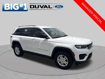 Used 2023 Jeep Grand Cherokee Laredo
