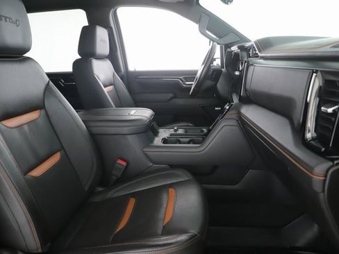 Used 2024 GMC Sierra 2500 AT4 w/ AT4 Premium Plus Package image 33