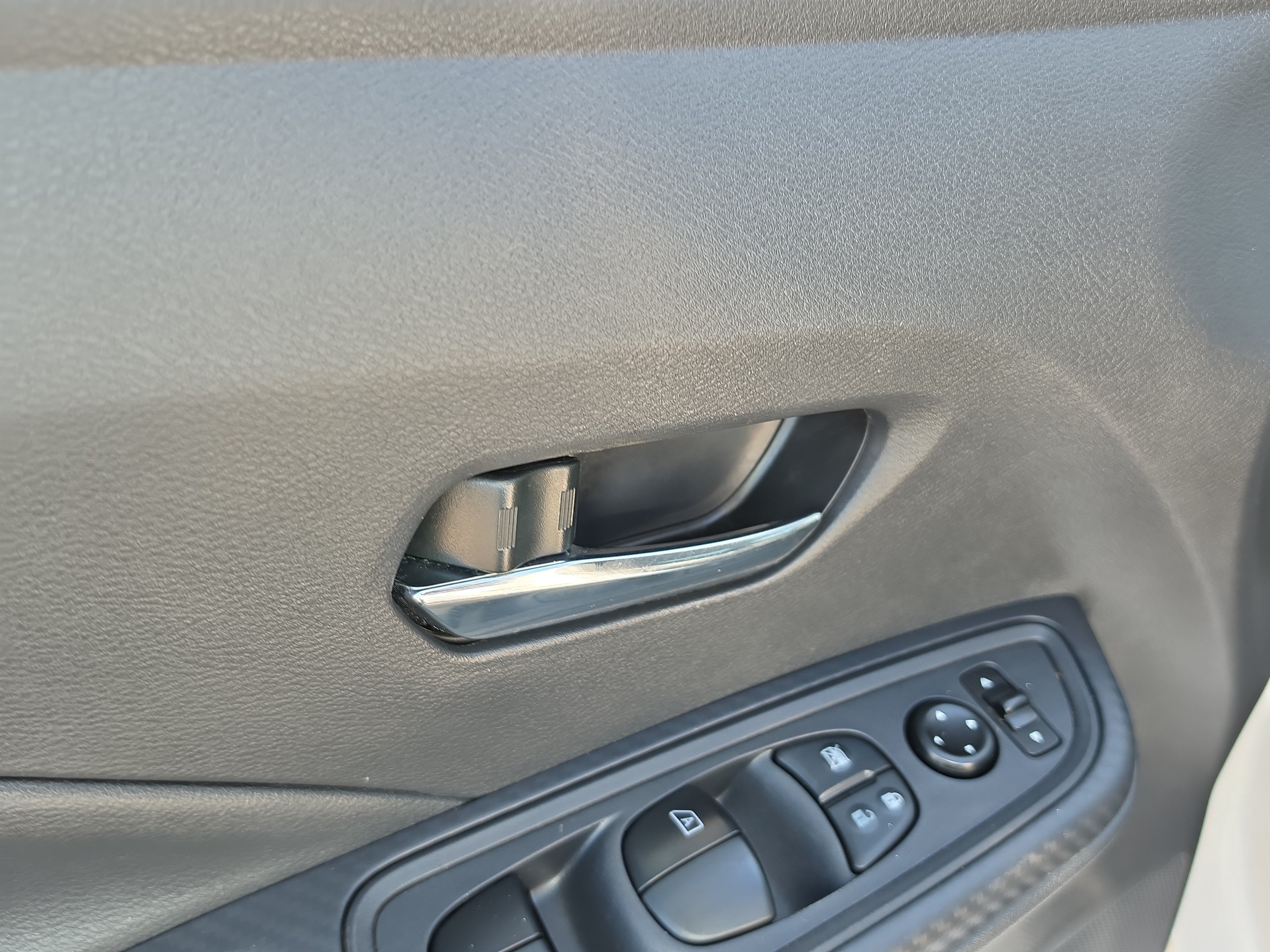 Used 2023 Nissan Versa SV w/ Trunk Package FWD image 18