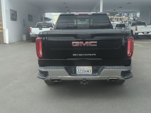 Used 2021 GMC Sierra 1500 SLT image 4