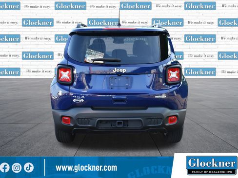 Used 2021 Jeep Renegade Latitude w/ Trailer Tow Group AWD/4WD image 7