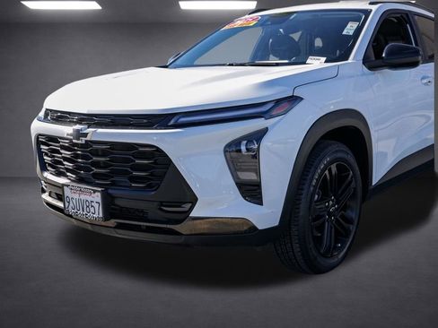 Used 2025 Chevrolet Trax ACTIV w/ Driver Confidence Package image 10