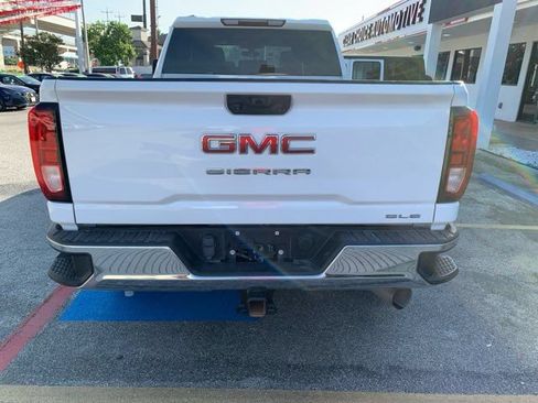 Used 2021 GMC Sierra 2500 SLE w/ SLE Value Package; AWD/4WD image 3