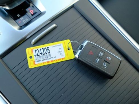 New 2024 Jaguar XF R-Dynamic SE image 29