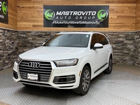 Used 2019 Audi Q7 3.0T Premium w/ Cold Weather Package AWD/4WD image 4