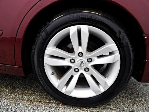 Used 2011 Nissan Altima 3.5 SR w/ 3.5SR Premium Pkg FWD image 21