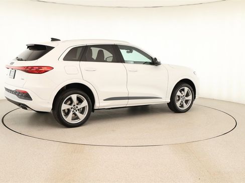 New 2025 Audi Q5 2.0T Premium Plus image 7