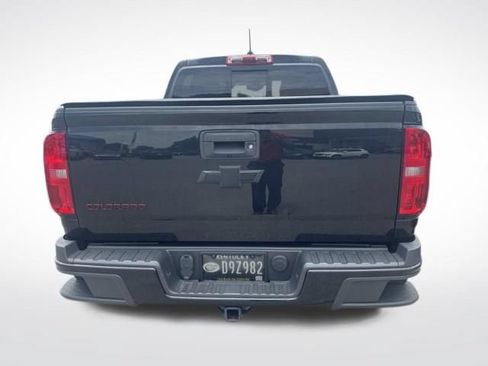 Used 2018 Chevrolet Colorado Z71 w/ Z71 Midnight Edition AWD/4WD image 7
