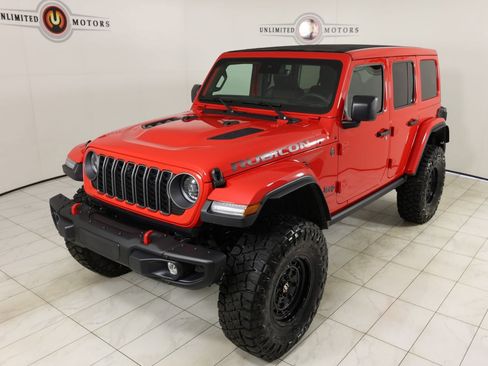 Used 2025 Jeep Wrangler Unlimited Rubicon AWD/4WD image 35
