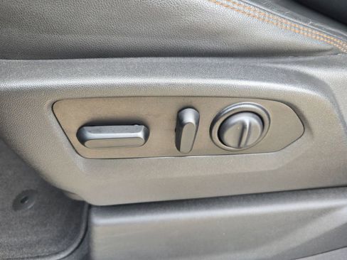 Used 2021 GMC Sierra 1500 AT4 w/ AT4 Value Package image 12