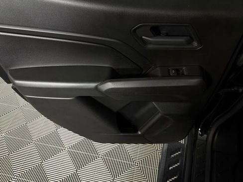 Used 2025 Chevrolet Colorado Trail Boss image 30