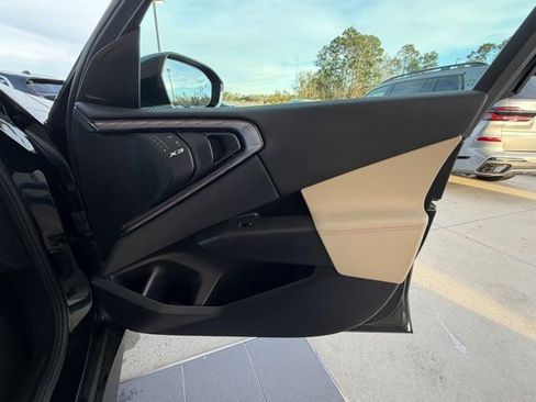 Used 2025 BMW X3 xDrive30i w/ Premium Package image 29