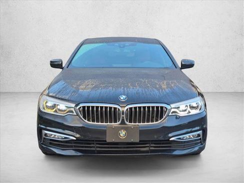Used 2017 BMW 530i RWD image 2