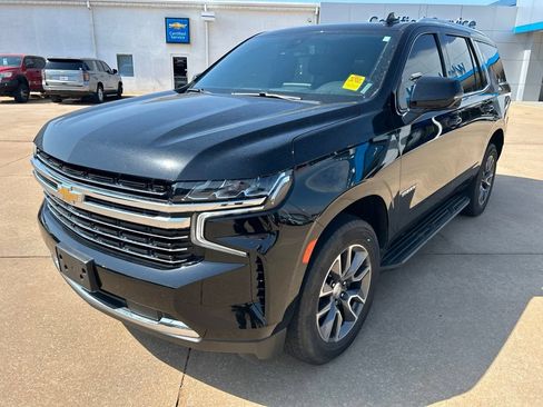Used 2022 Chevrolet Tahoe LT w/ Luxury Package AWD/4WD image 1
