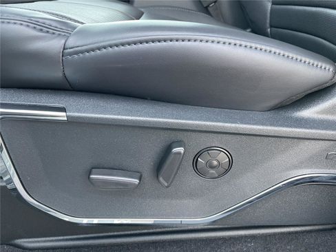 New 2026 Ford F250 Platinum AWD/4WD image 14