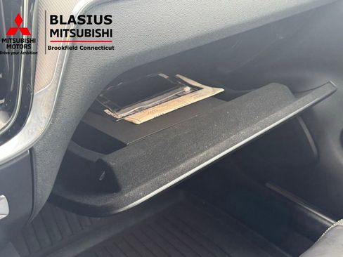 Used 2024 Volvo S60 B5 Plus image 30