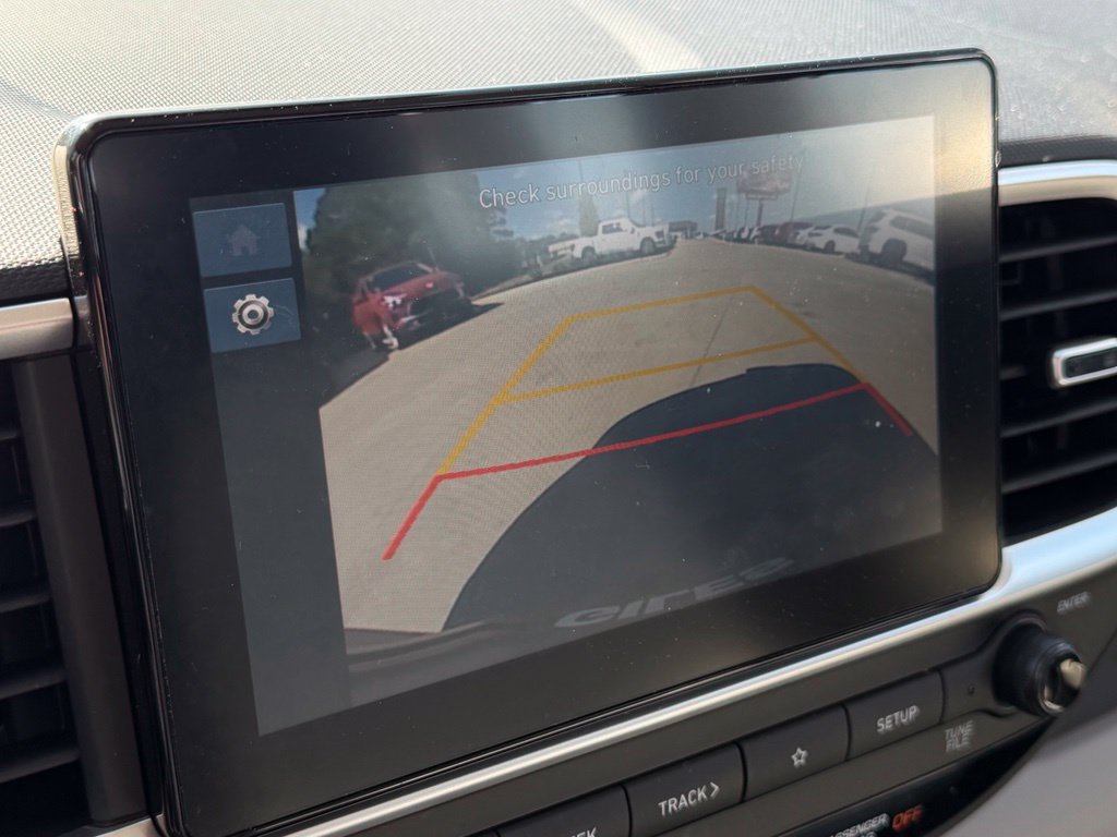 Used 2026 Hyundai Venue SEL FWD image 19