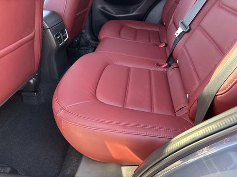 Certified 2022 MAZDA CX-5 Carbon Edition image 19