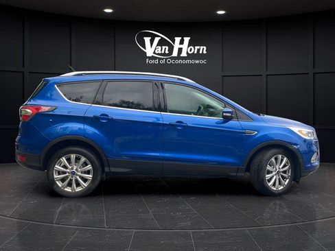 Used 2017 Ford Escape Titanium FWD image 8
