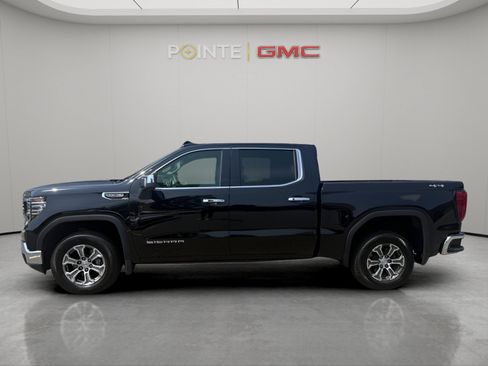 Used 2026 GMC Sierra 1500 SLT AWD/4WD image 8